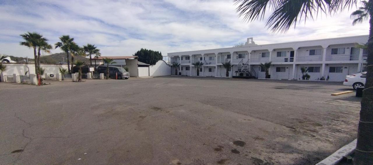 Hotel Casa Blanca Heroica Caborca Exterior photo